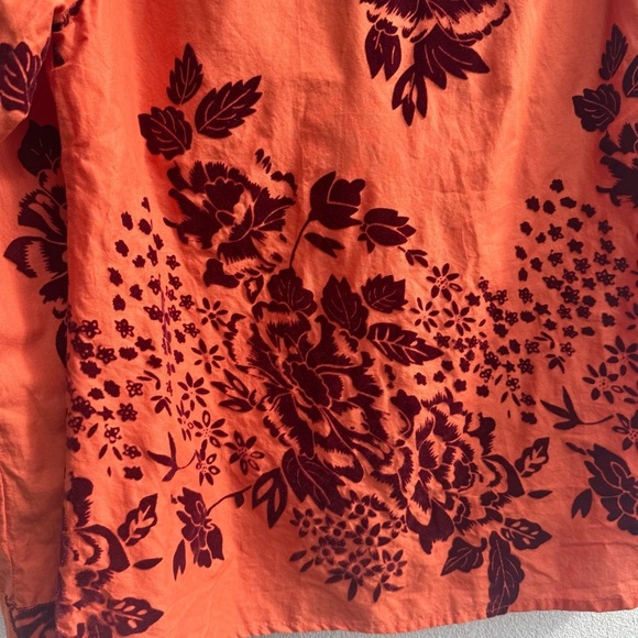 Sundance Floral Button Down Shirt Top Size M Medium embossed  Velvet flowers - Picture 6 of 7